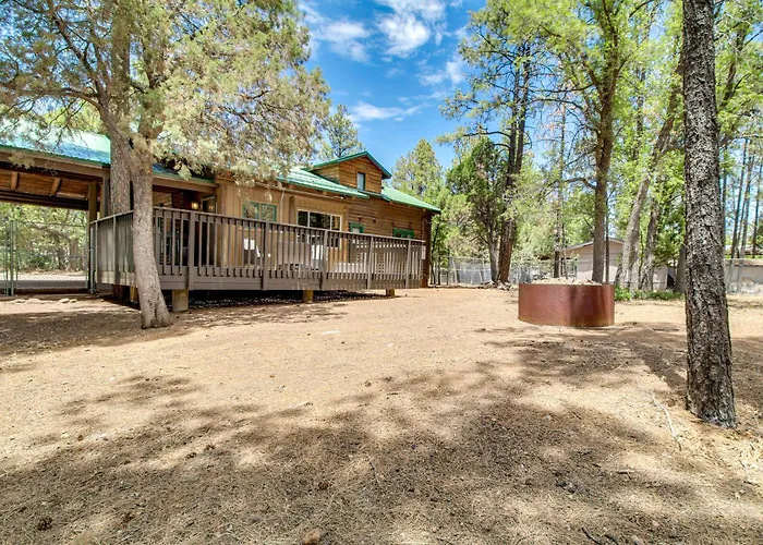 Cozy Log On 1/2 Acre In Lakeside! * Pinetop-Lakeside